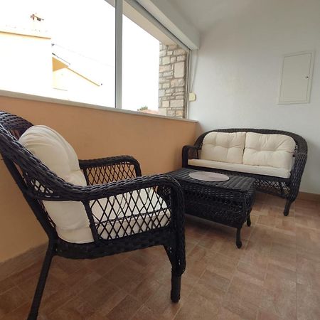 Apartment Sandrica Стоморска Стая снимка