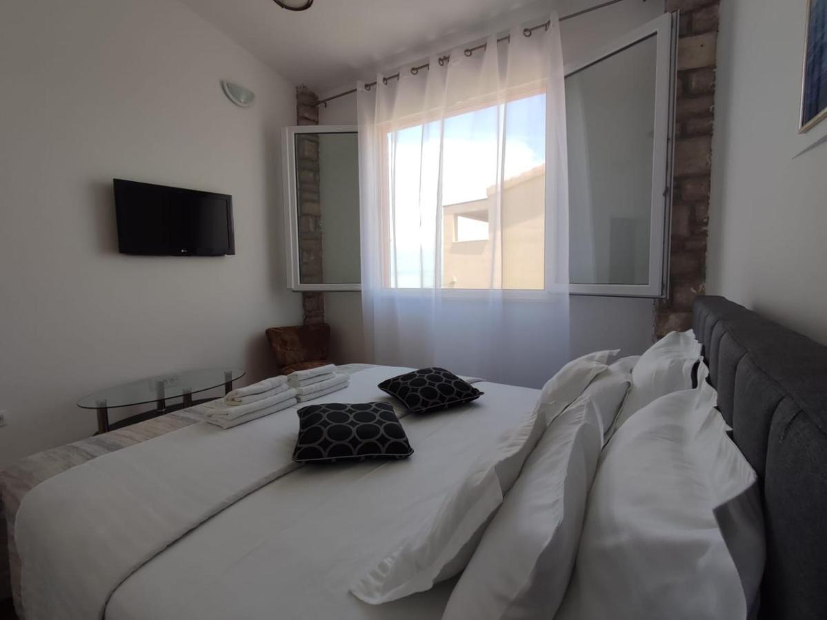 Apartment Sandrica Стоморска Екстериор снимка