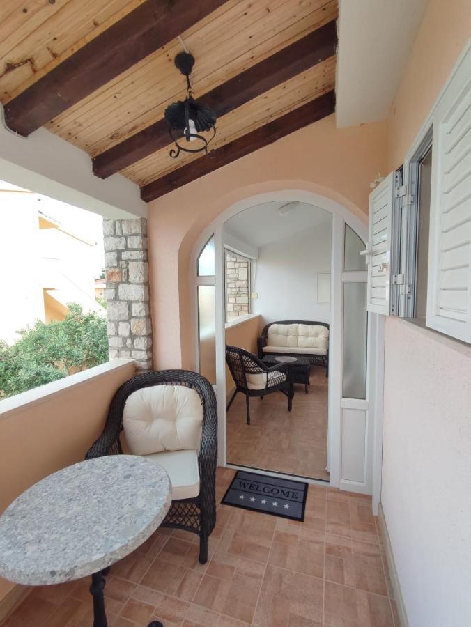 Apartment Sandrica Стоморска Екстериор снимка